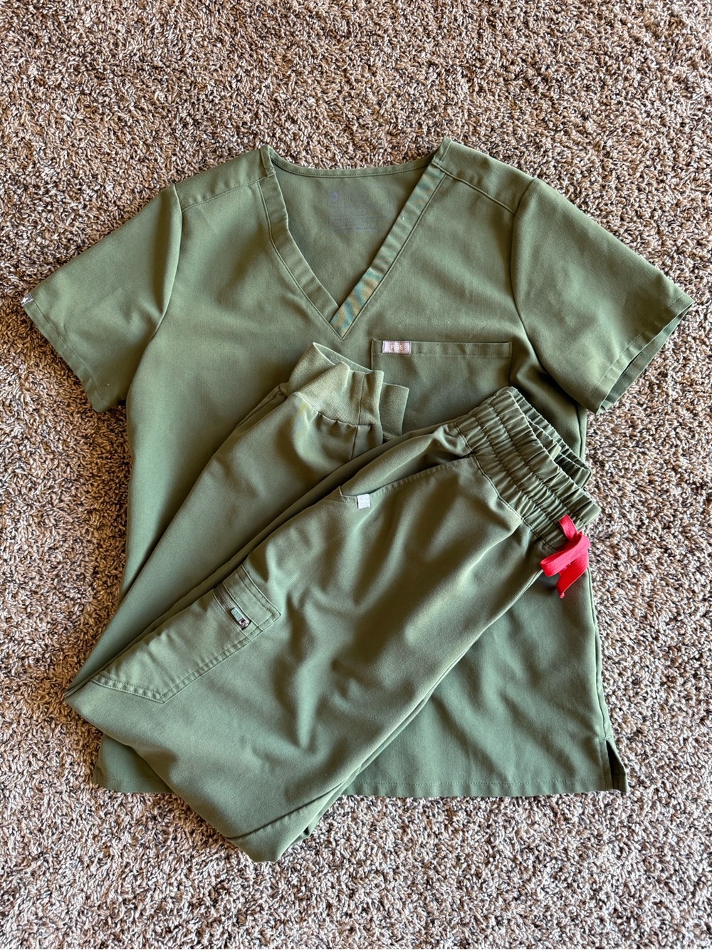 FIGS Deep Olive Scrub Set